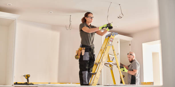 Best Affordable Emergency Electrician  in Roberta, GA